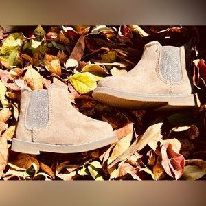 H&M Girl Booties | Size 2.5 - 3.5 | Tan
